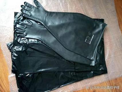 德國 jugitec 特種橡膠防護(hù)手套,手套箱 / 隔離艙硬核防護(hù)標(biāo)桿